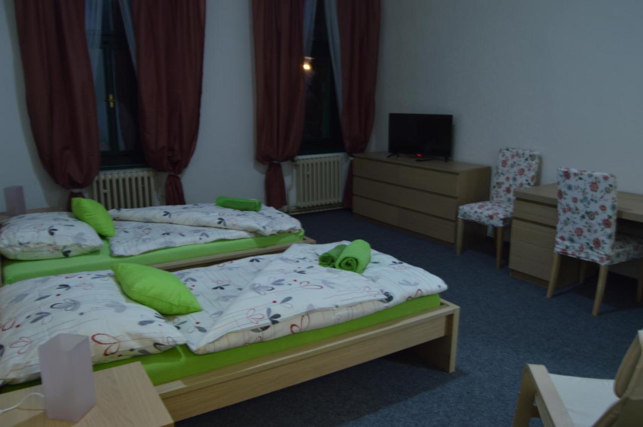 Hotel*** Cesky Dum Chomutov Εξωτερικό φωτογραφία