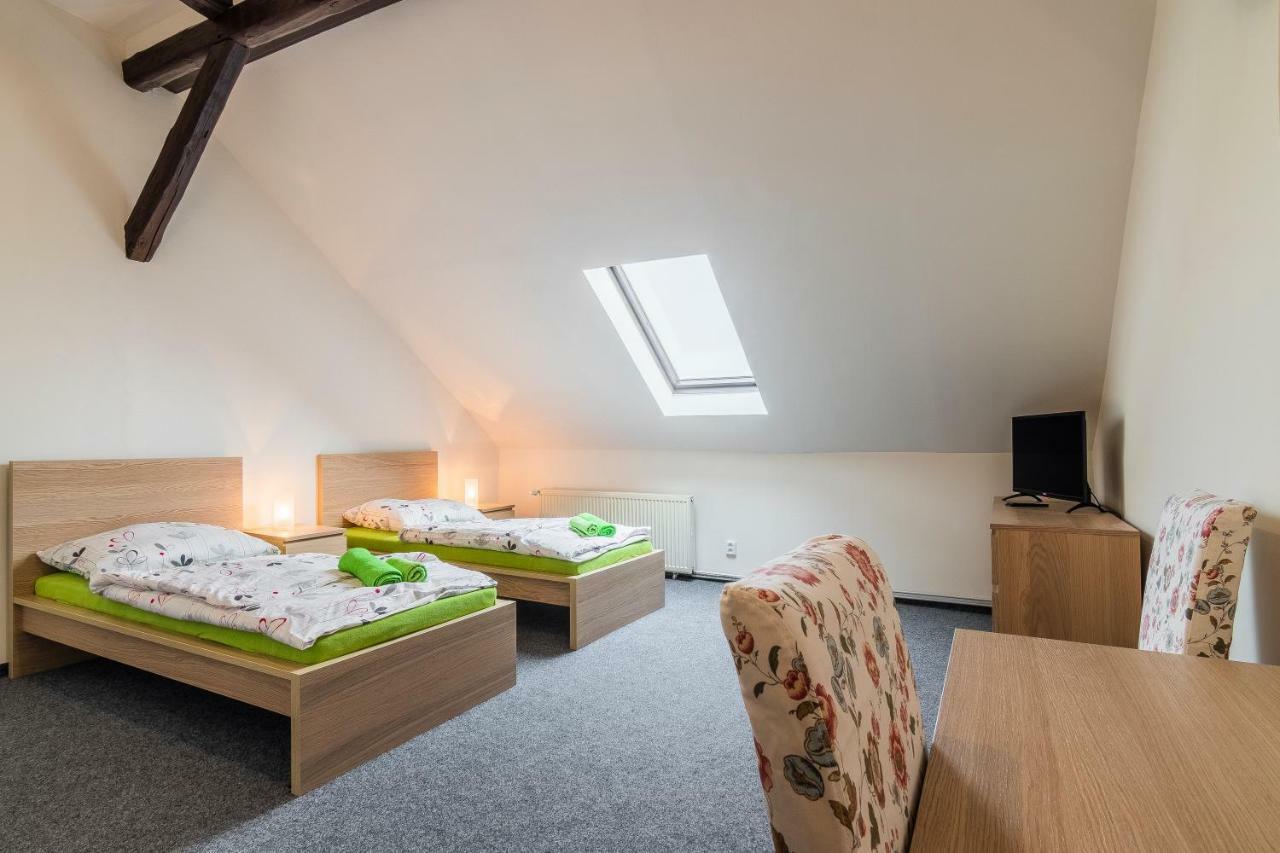 Hotel*** Cesky Dum Chomutov Εξωτερικό φωτογραφία